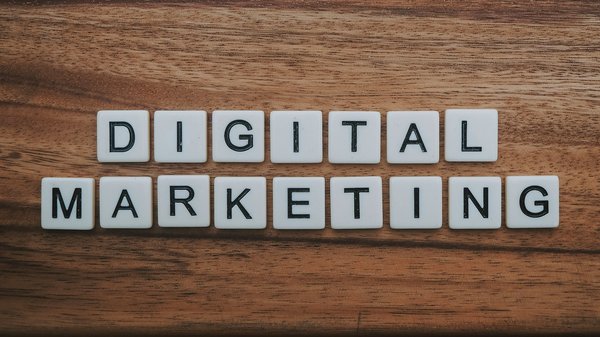 Pourquoi déléguer la gestion de votre marketing digital ?