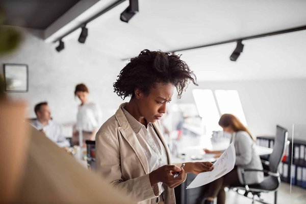 Quels sont les documents nécessaires pour une entreprise souhaitant participer à un appel d'offres public international?